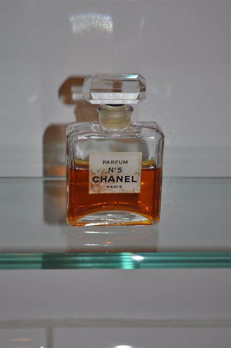 magnolia de chanel vintage|Chanel Perfume Bottles: Magnolia de Chanel c1927.